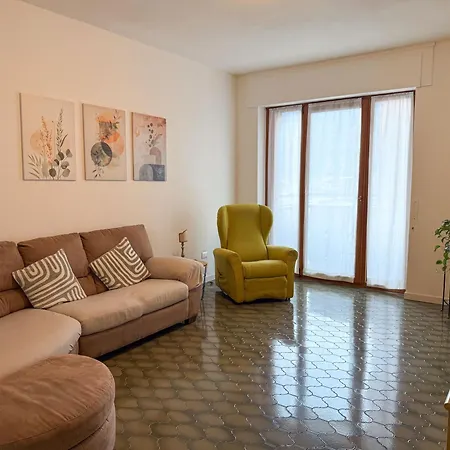 La Casa Di Sissi Tirano